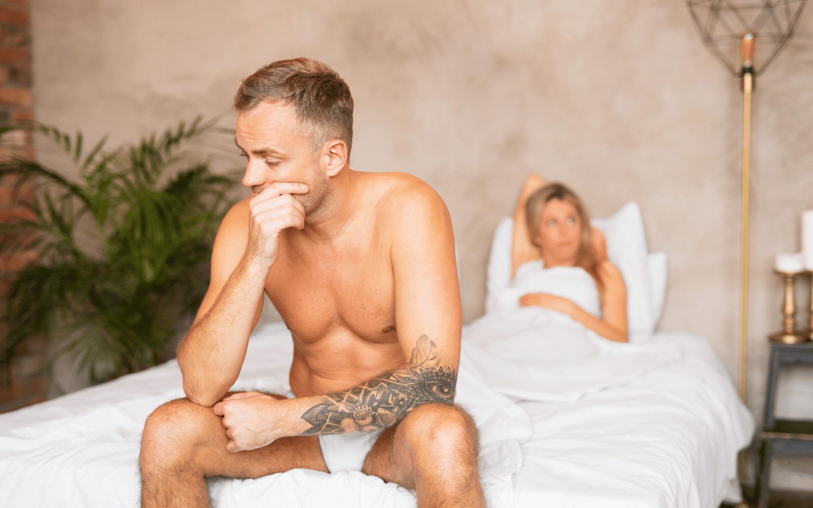 Discusiones de pareja en vacaciones momento de silencio